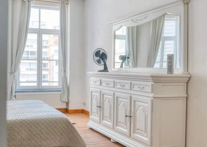 Apartamento Elegant 2-bedroom Duplex In