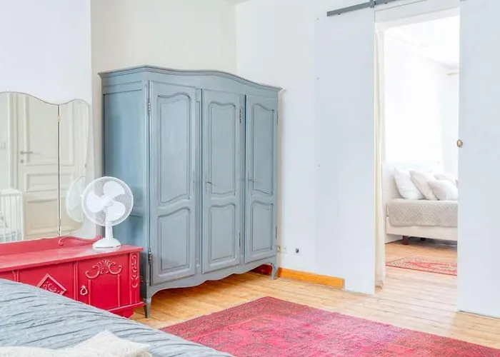 Elegant 2-bedroom Duplex In Lejlighed Oostende